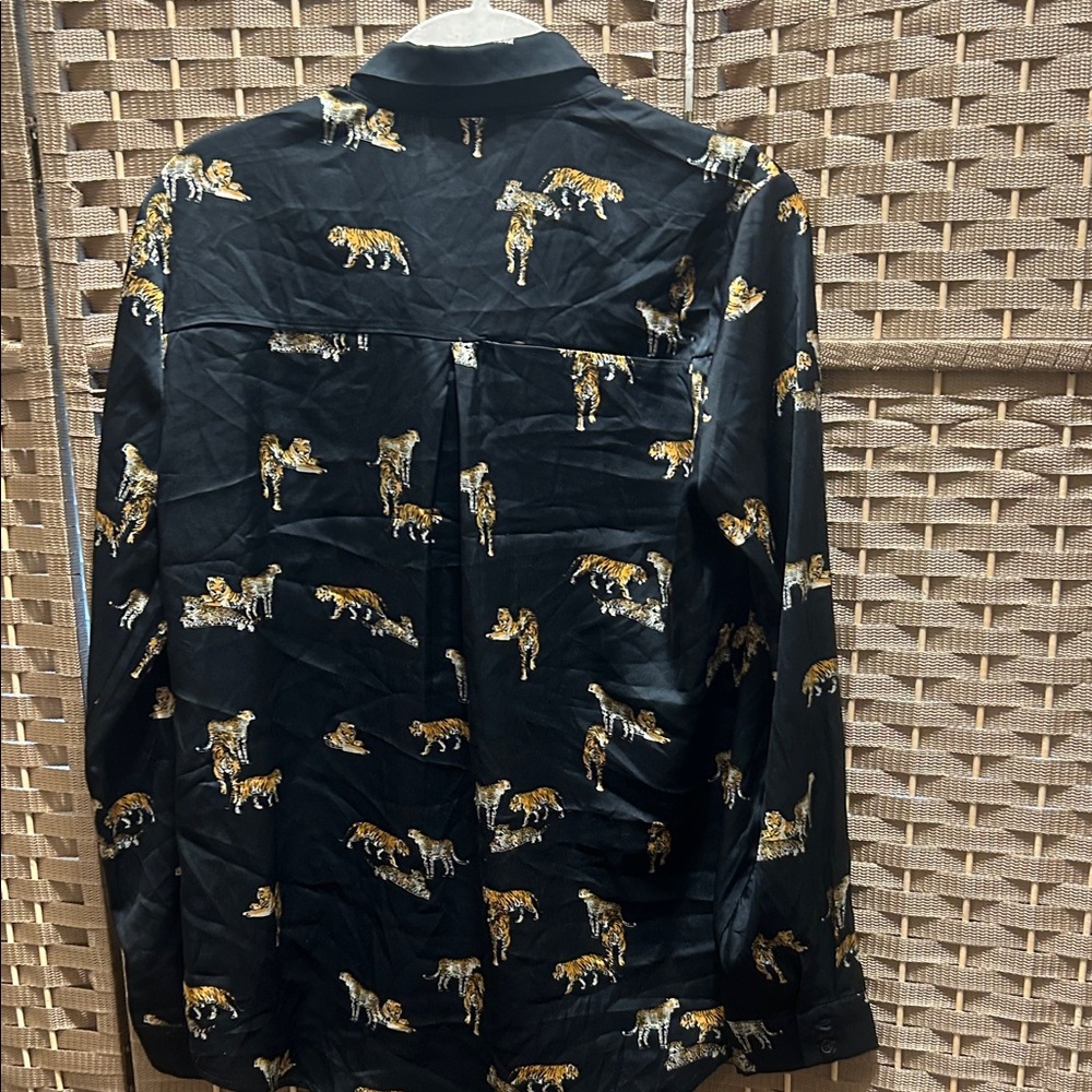 Milk & Honey s Black Tiger Print Button-Up Shirt - Picture 6 of 6